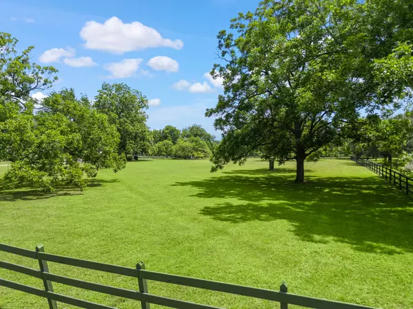 Fulshear, TX 77441,5326 Harris Woods TRCE