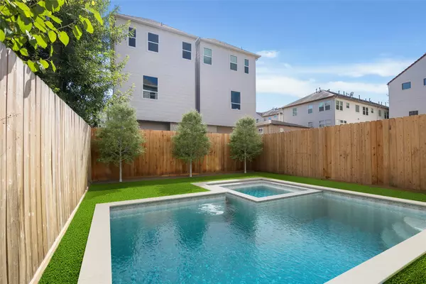 Houston, TX 77007,4229 Gibson ST