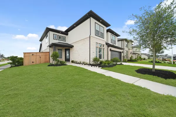10934 White Mist DR, Missouri City, TX 77459