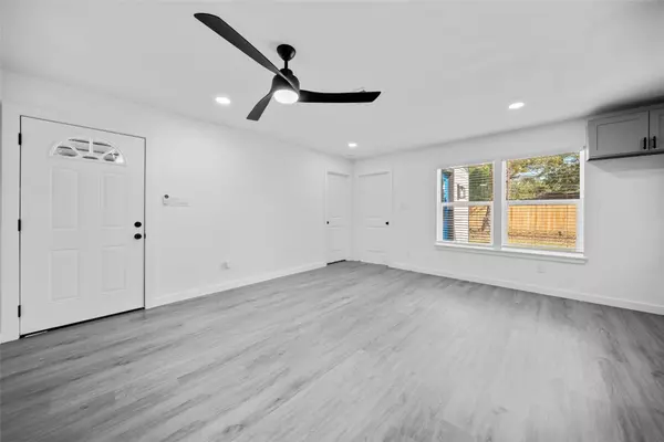 Houston, TX 77016,6319 Annunciation ST