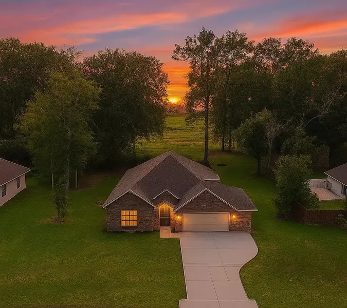 285 Road 66121, Dayton, TX 77535