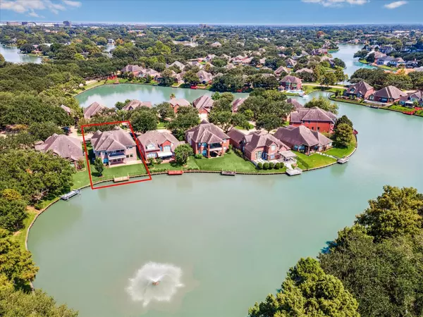 Sugar Land, TX 77478,423 Brook Shore CT