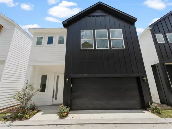 Houston, TX 77091,867 Mansfield Street #E