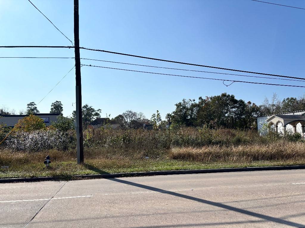 17303 Stuebner Airline RD, Spring, TX 77379