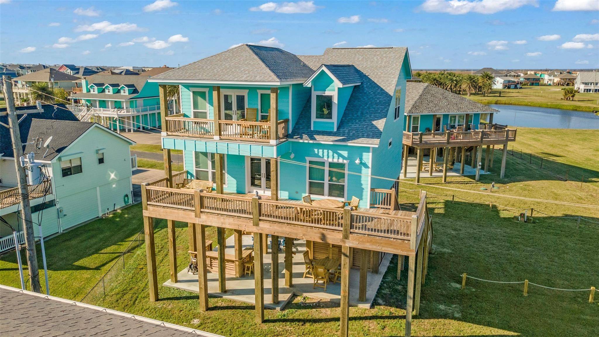 2336 Martinique, Crystal Beach, TX 77650