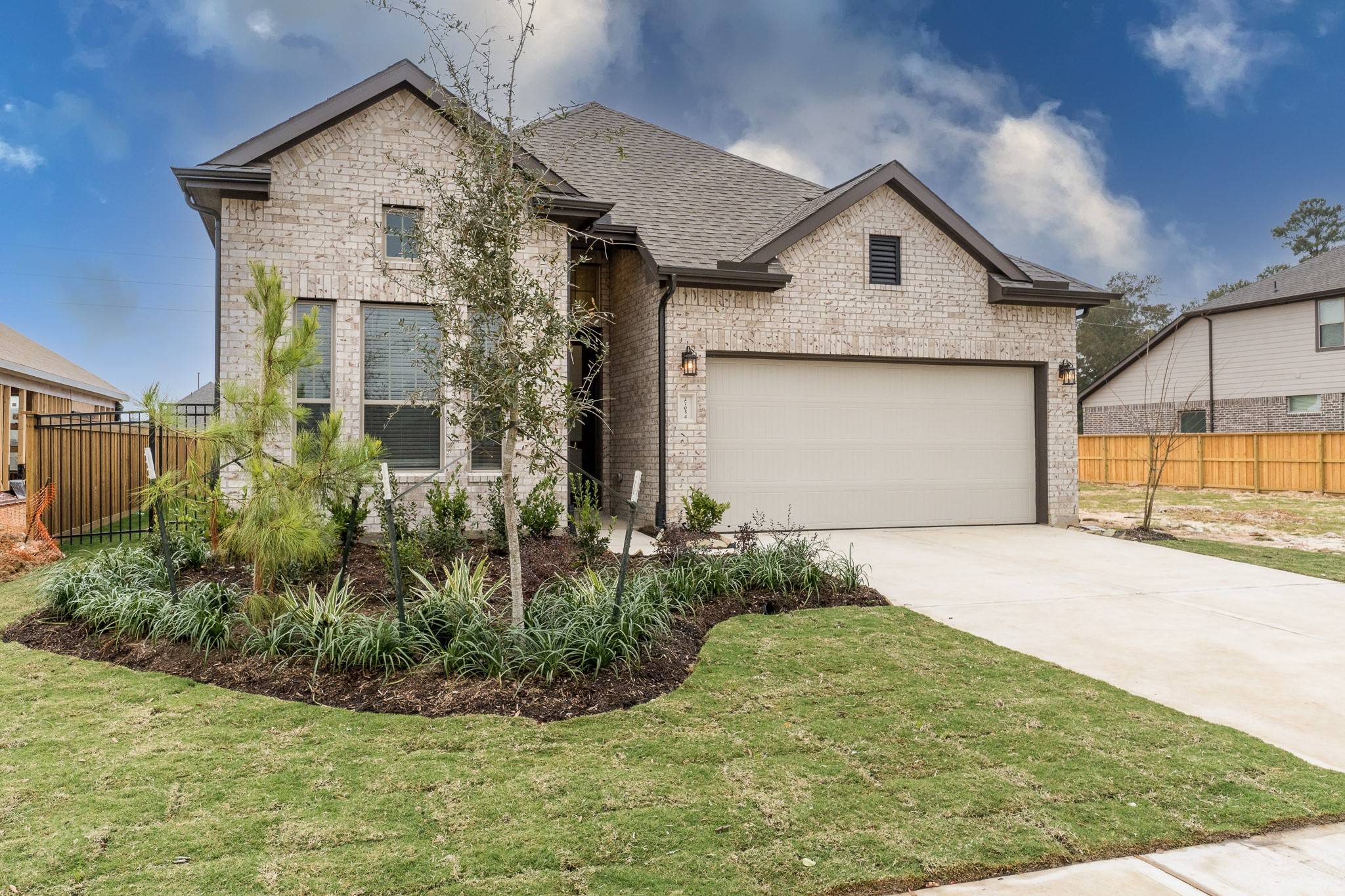 27054 Golden Knoll DR, Magnolia, TX 77354