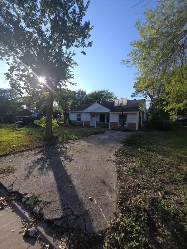 Port Lavaca, TX 77979,115 Bell ST