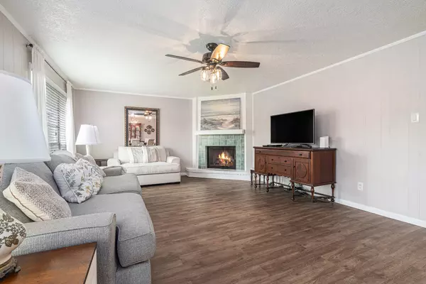 Baytown, TX 77521,3606 Canterbury DR