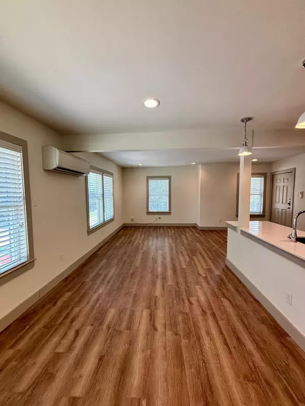 Houston, TX 77009,1011 Enid ST #3