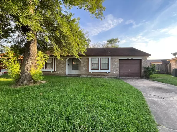 12126 Wessex DR,  Houston,  TX 77089