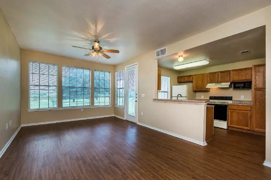 13031 Park Crossing #1702, San Antonio, TX 78217
