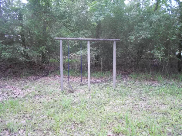 Trinity, TX 75862,167 Nueces DR