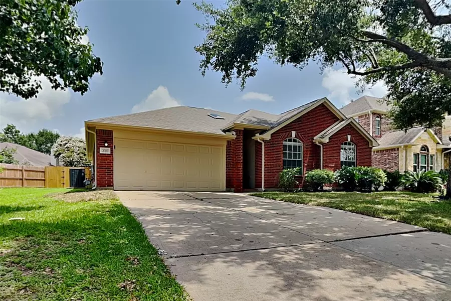 3318 Noble Hollow DR, Sugar Land, TX 77498