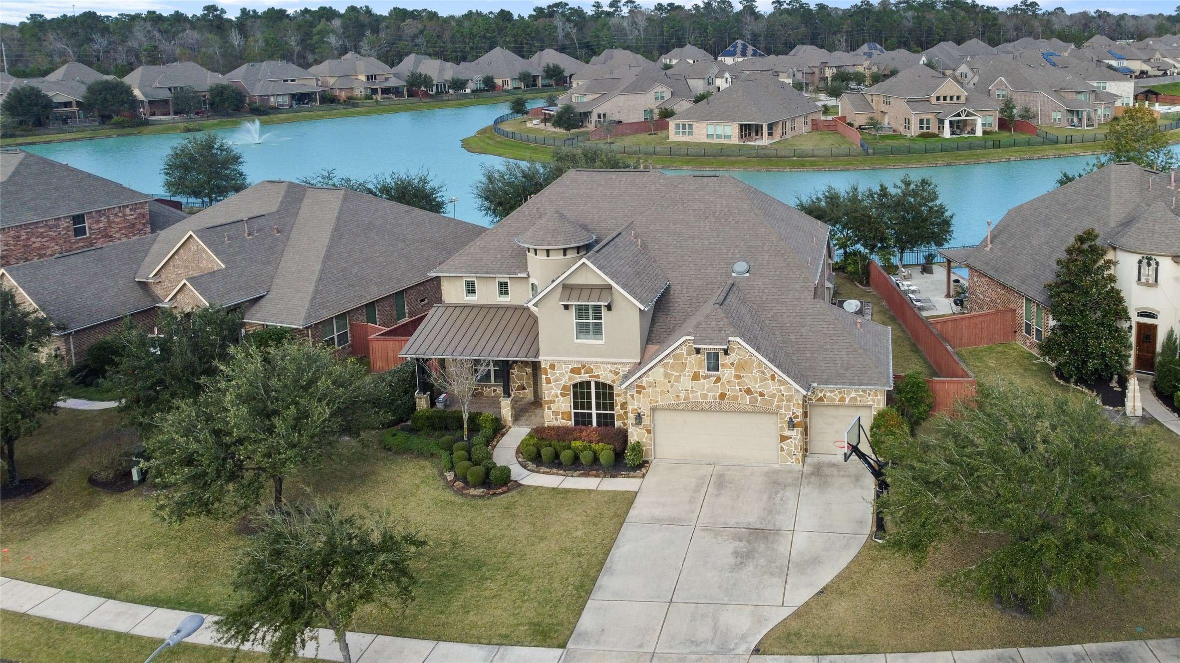 25241 Forest Lake CIR,  Porter,  TX 77365