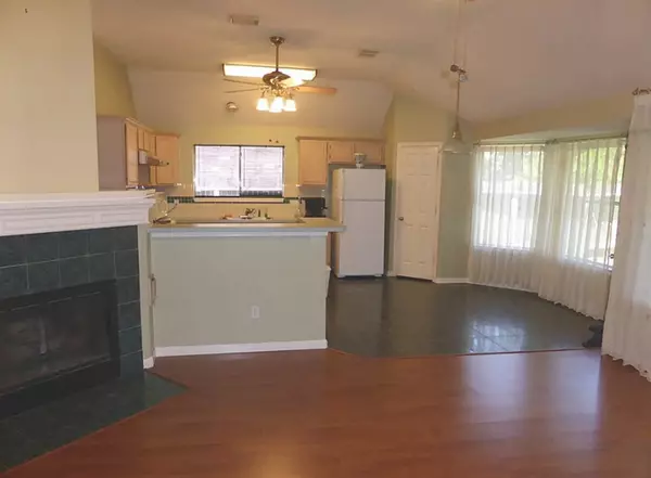 Meadows Place, TX 77477,12530 Meadowglen DR