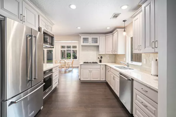 743 Bison DR, Houston, TX 77079