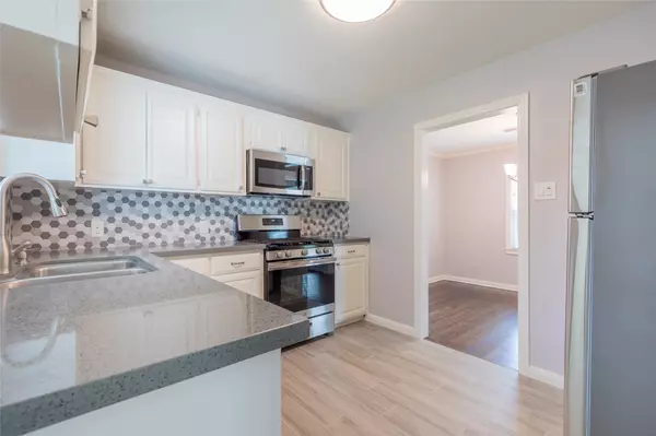 Houston, TX 77081,5527 Jessamine ST