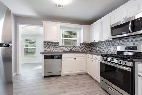 Houston, TX 77081,5527 Jessamine ST