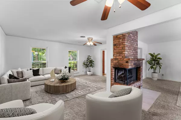 Houston, TX 77018,4415 Fallbrook DR