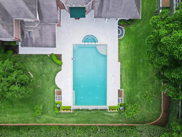 Houston, TX 77024,1 Greenbay CIR