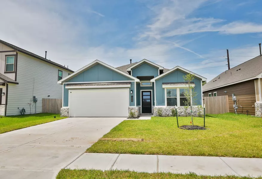 1023 Santee Ct, Rosharon, TX 77583