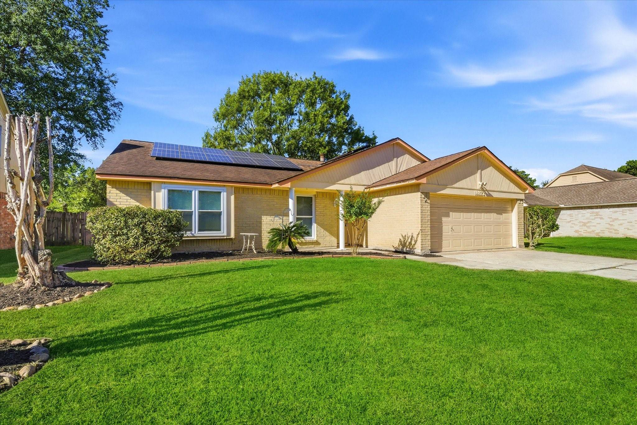 18823 Long Trace DR, Humble, TX 77346