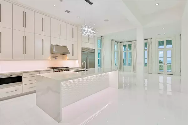 Galveston, TX 77550,2425 E Seaside DR