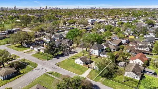 Houston, TX 77009,1017 Canadian ST