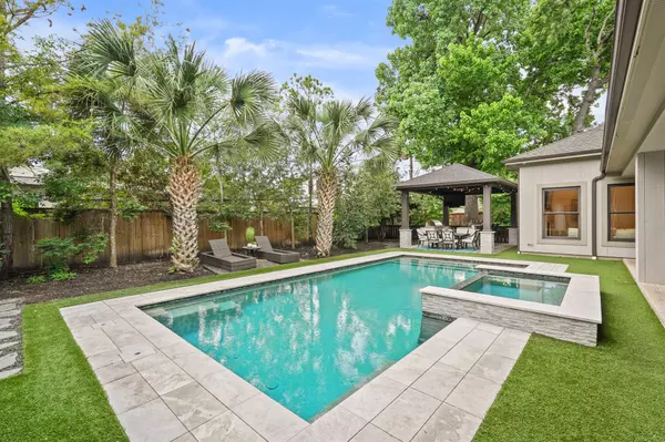 Hedwig Village, TX 77024,711 Timber Hill DR