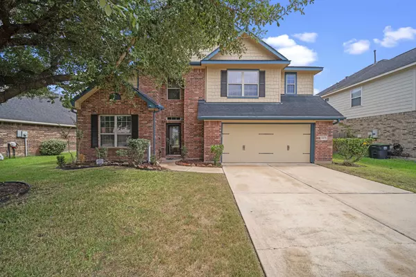 2413 Quiet Arbor LN, Pearland, TX 77581