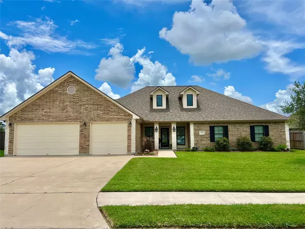 1216 Laurel LOOP,  Angleton,  TX 77515
