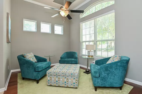 Sugar Land, TX 77479,6630 Larocke TRL