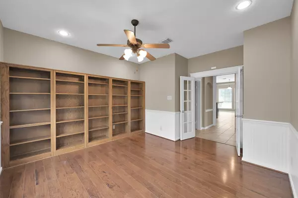 The Woodlands, TX 77381,90 W Tapestry Park CIR