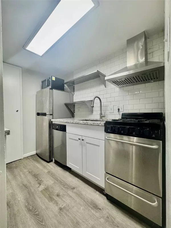 Houston, TX 77098,2006 Sul Ross ST #5