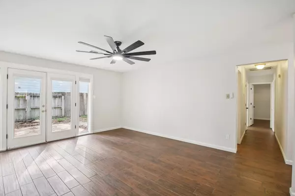 The Woodlands, TX 77380,2 Raccoon LN