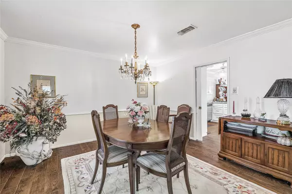 Houston, TX 77079,914 Autumn Oaks DR