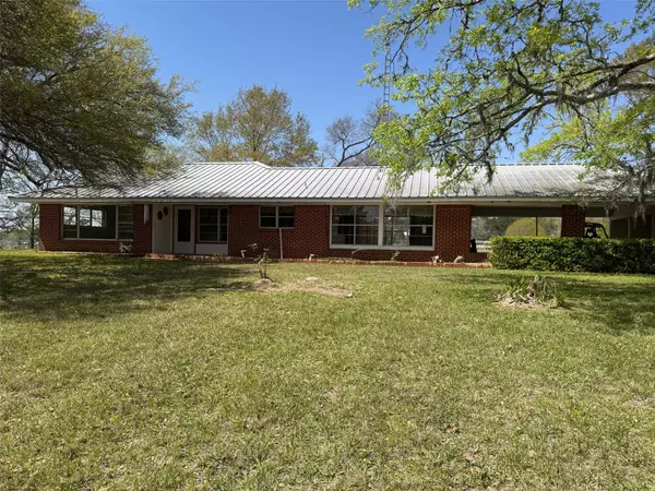 12244 S Hwy 94,  Trinity,  TX 75862