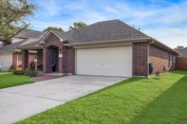 Dickinson, TX 77539,107 Rocky Cove LN