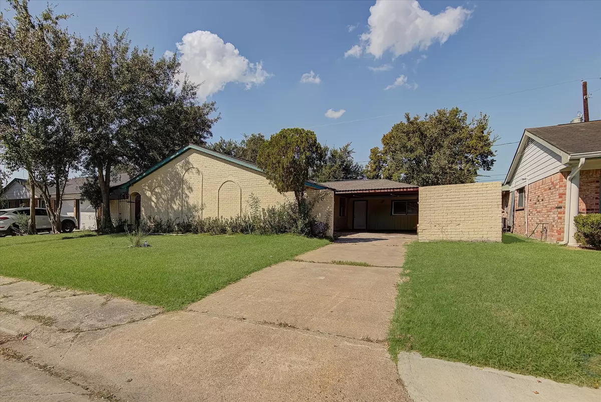 Houston, TX 77071,11738 N Nottingham CIR