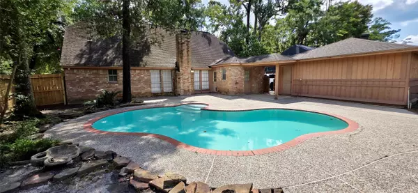 3247 Little Bear DR, Houston, TX 77339