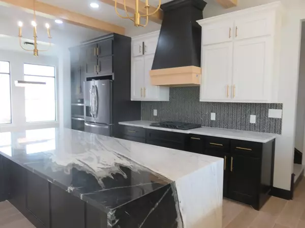 Midland, TX 79706,9811 County Rd 108