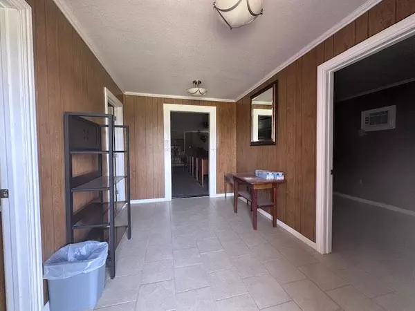 Colorado City, TX 79512,835 Pine