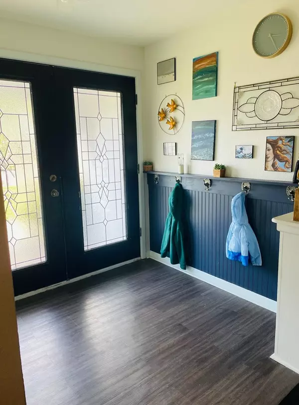 Fort Stockton, TX 79735,100 Mendel