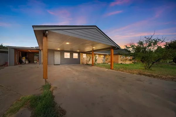 Big Spring, TX 79720,204 Heaton Road