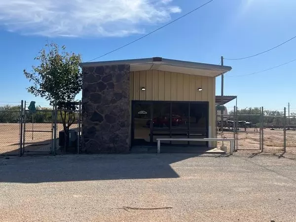 Snyder, TX 79549,2431 County Rd 226