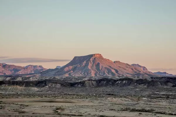 Terlingua, TX 79852,53900 Hwy 118