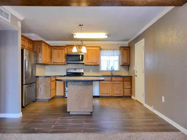 Andrews, TX 79714,200 Ave E