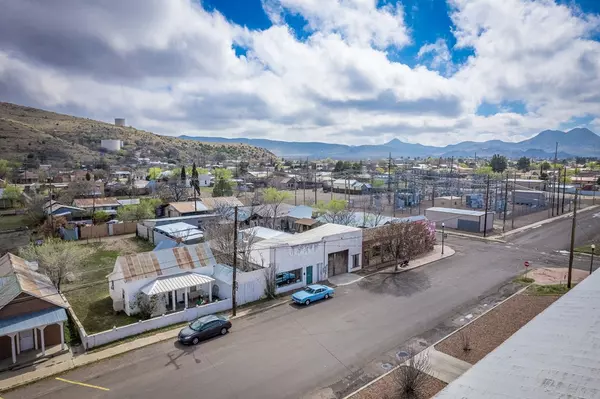 Alpine, TX 79830,206 Murphy