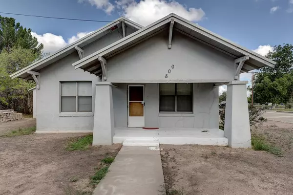 800 Summer St, Marfa, TX 79843
