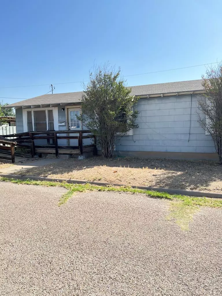 Monahans, TX 79756,1304 Alice St